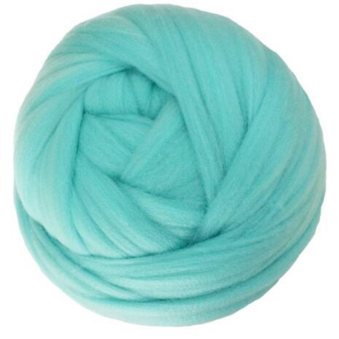 Holly | Super Chunky Wool Yarn – Plush, Durable & Ideal for Arm Knitting