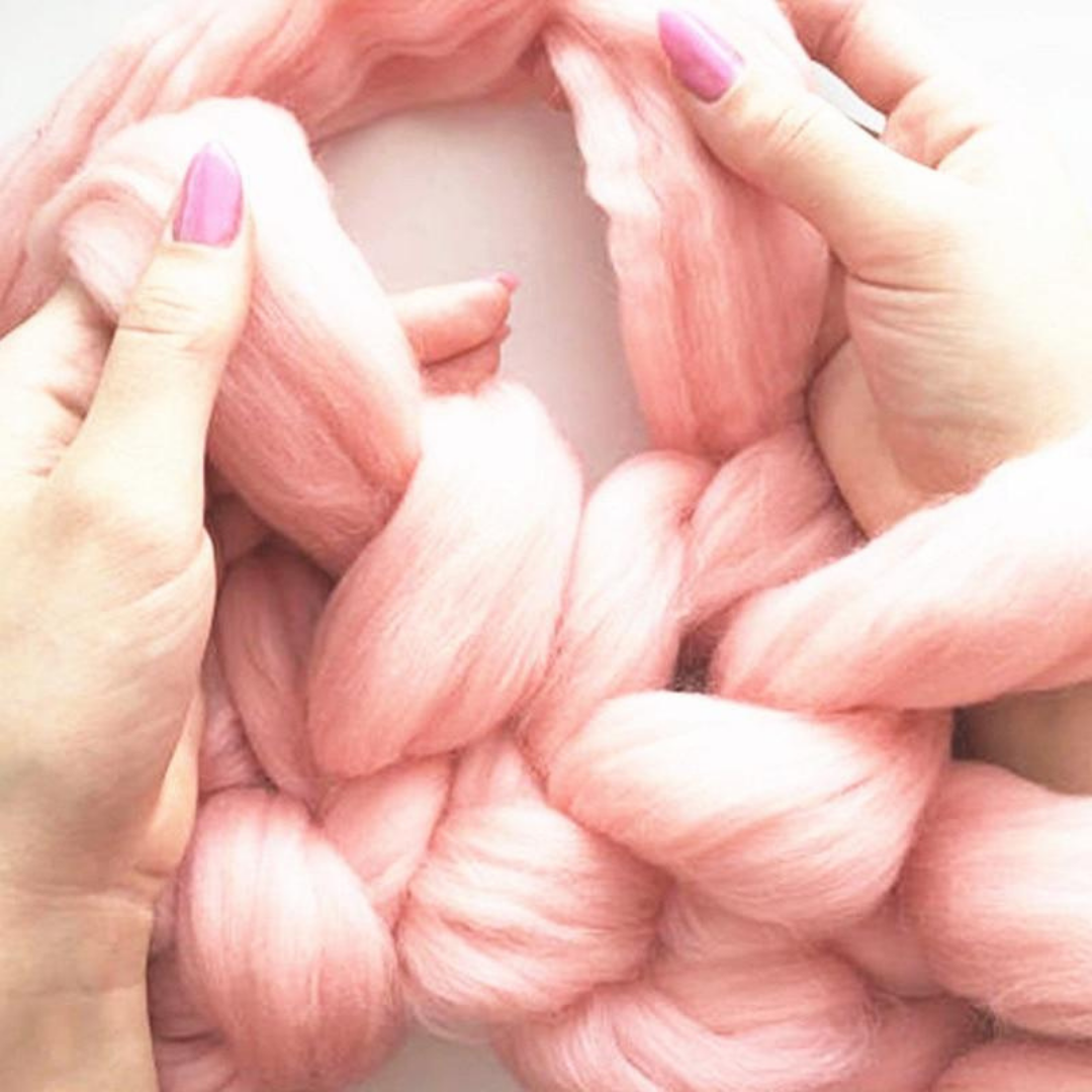 Holly | Super Chunky Wool Yarn – Plush, Durable & Ideal for Arm Knitting