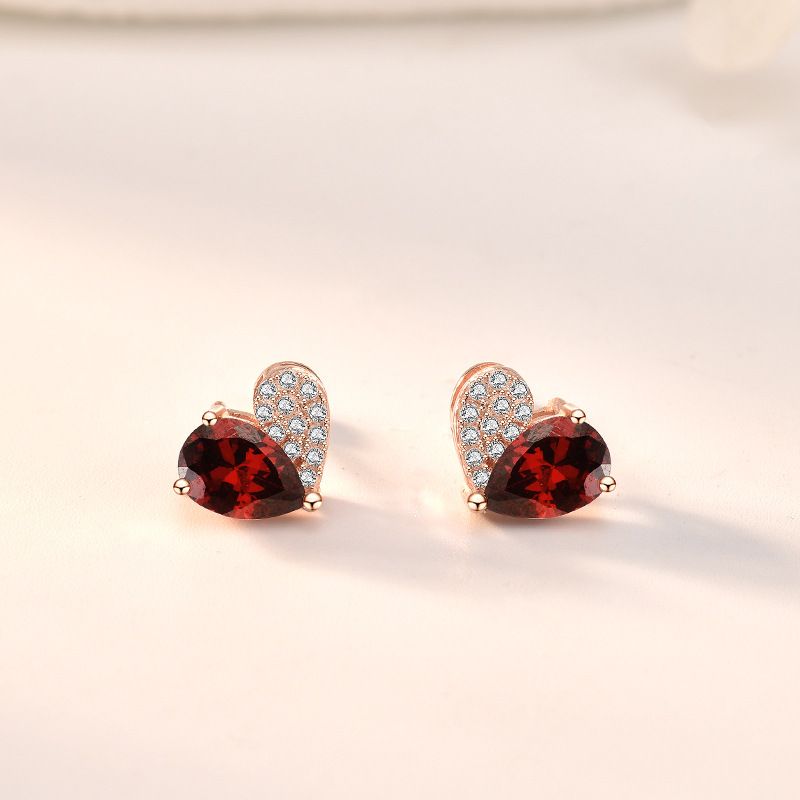 Juliet | Asymmetrical Heart Stud Earrings - Elegant & Dazzling Jewelry for Women