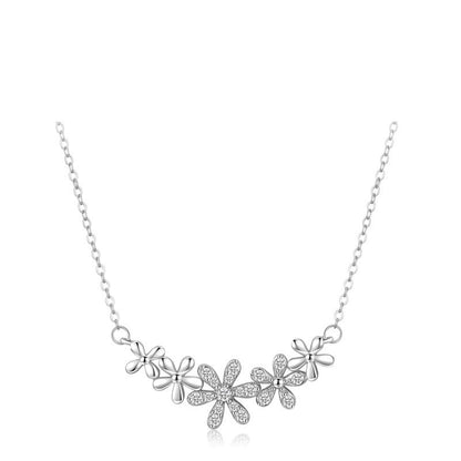 Alma | Daisy Pendant Necklace – Stylish Sterling Silver Jewelry for Women