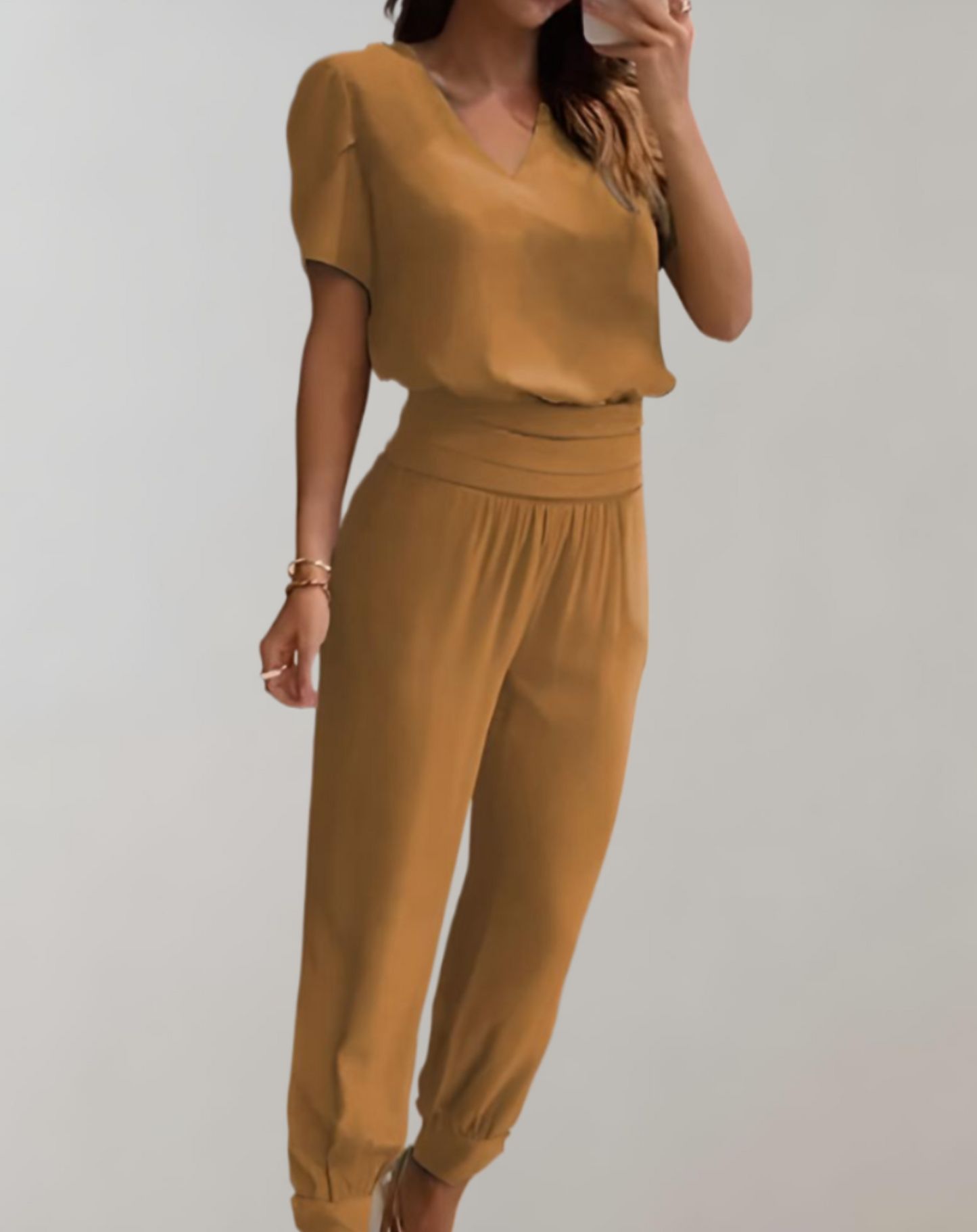 Evelyn | Two-Piece Women’s Set – V-Neck Blouse & High-Waist Pants