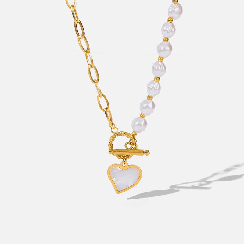 Kaitlyn | Pearl-Embellished Heart Necklace – Luxe, Minimalist & Chic