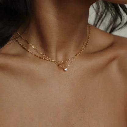 Giana | Thin Gold-Plated Clavicle Necklace – Elegant, Minimalist & Timeless