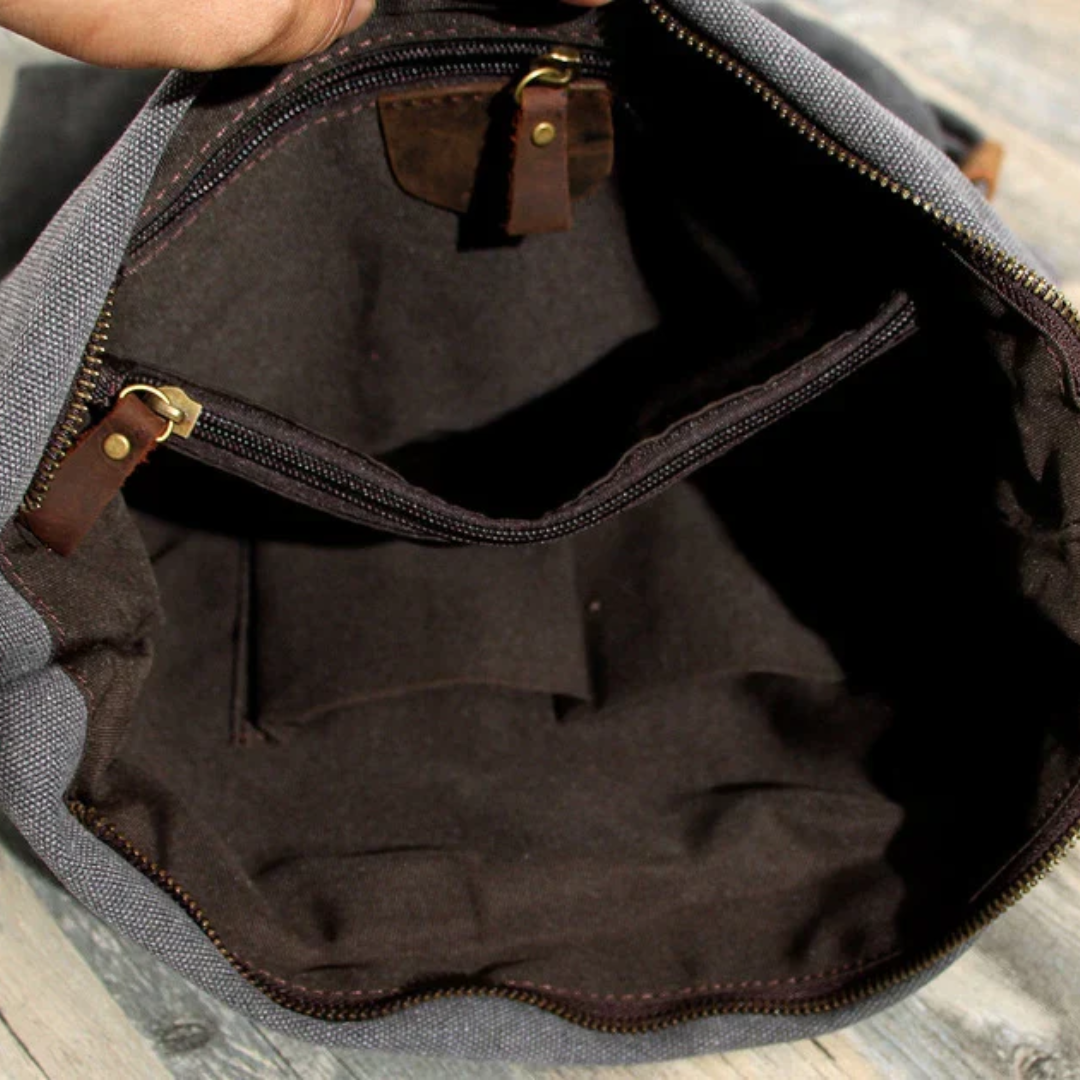 Amari | Canvas Sling Bag - Comfortable and Stylish for Everyday Use