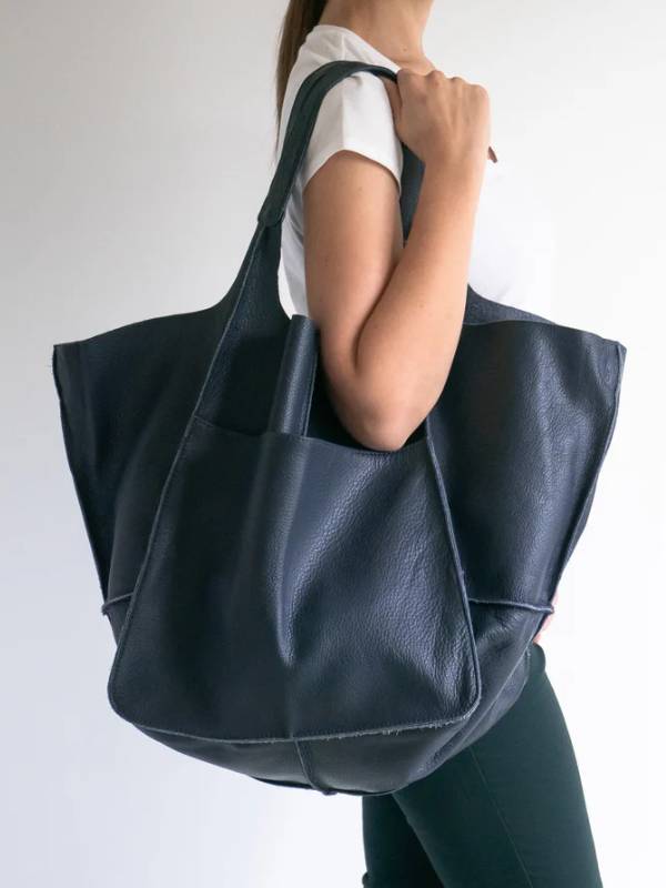 Juliana | Women's Tote-Style Shoulder Bag – Roomy, Versatile & Travel-Ready